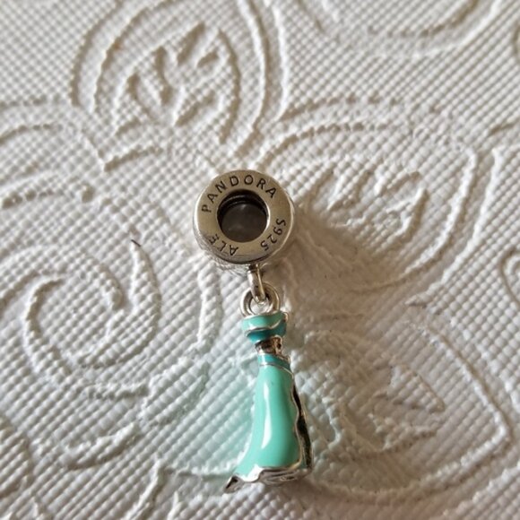 Retired Pandora/Disney Jasmine dress charm - Picture 2 of 6